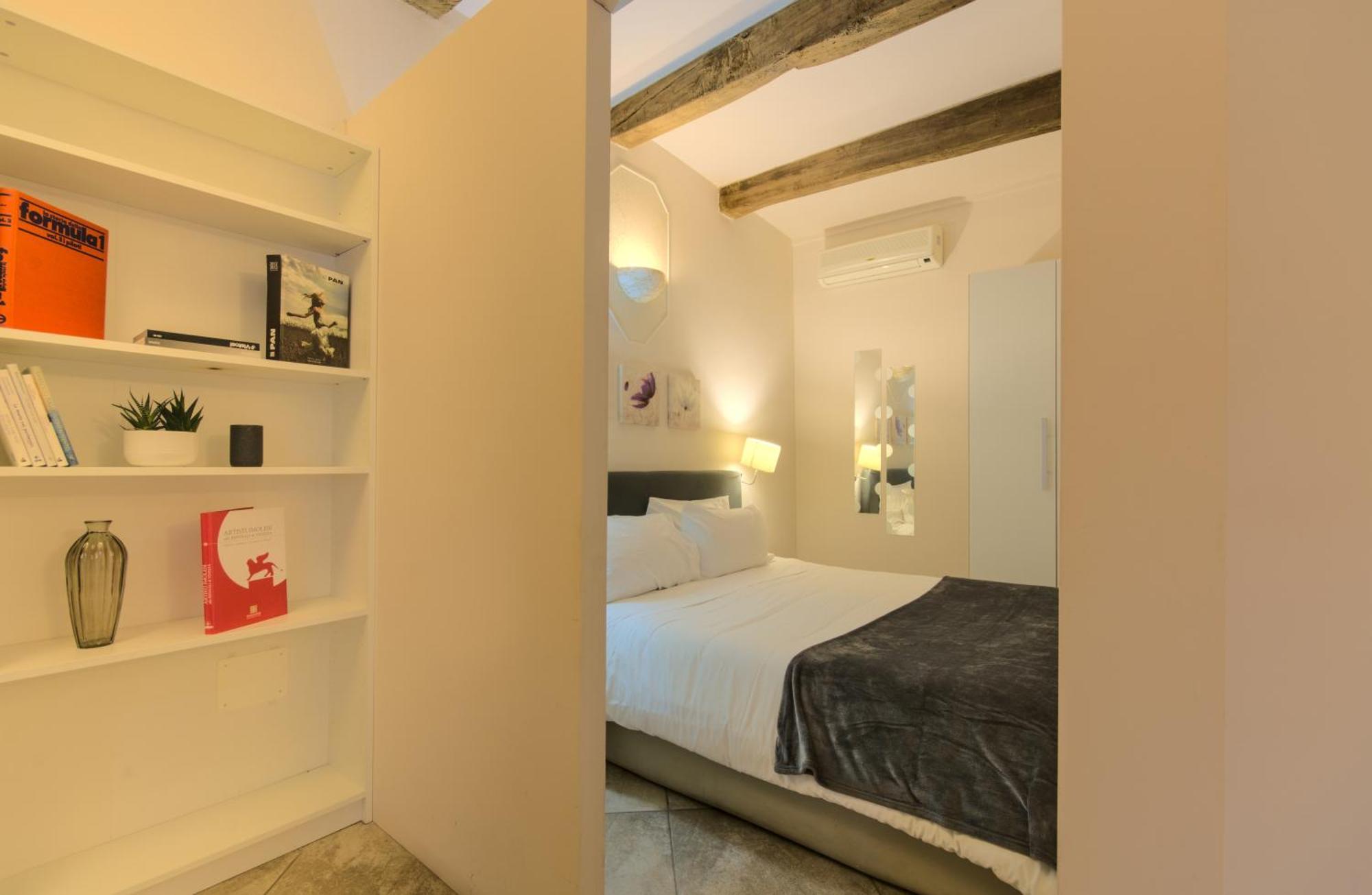 Imola Suites Exterior photo